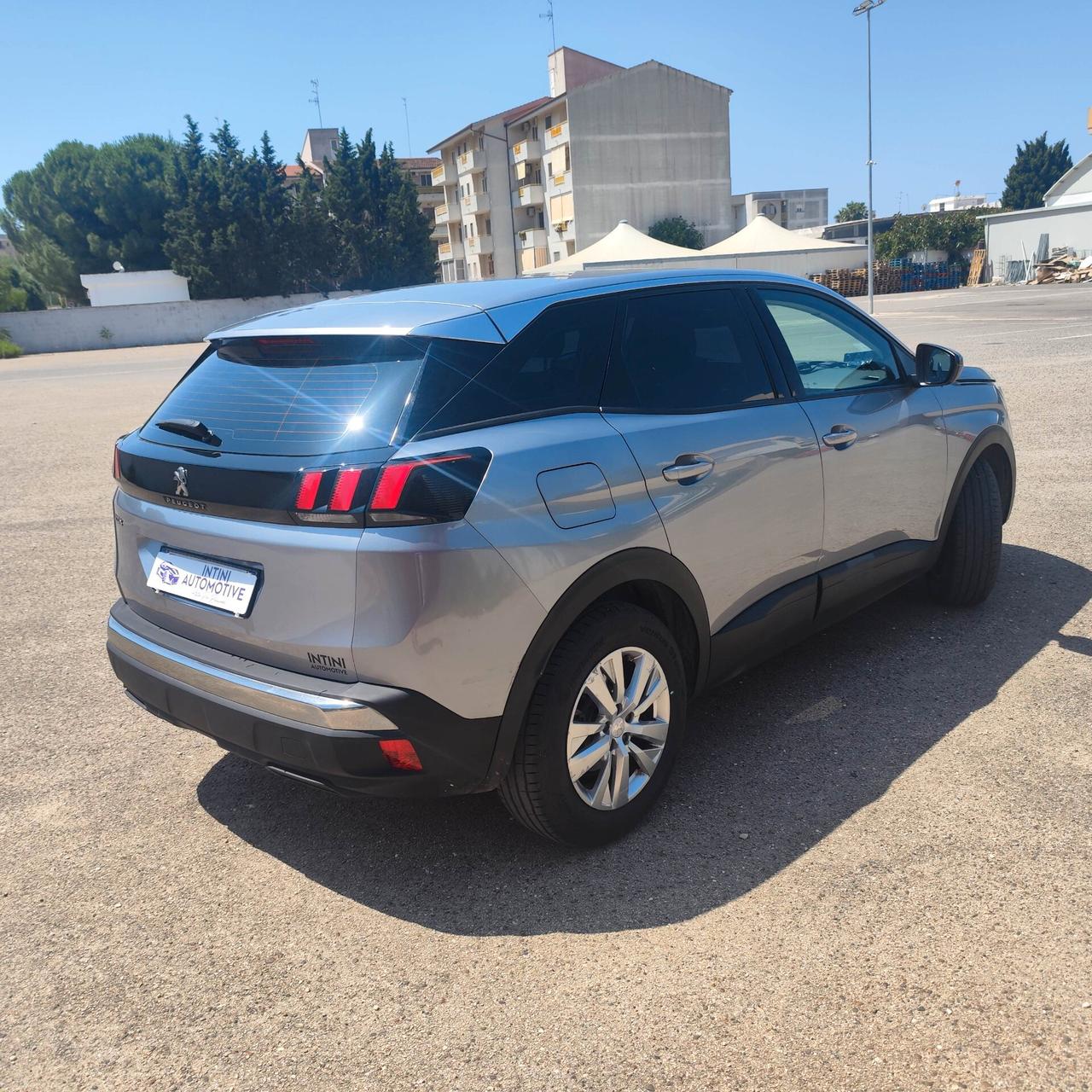 Peugeot 3008 BlueHDi 130 S&S EAT8 (12 mesi di garanzia)