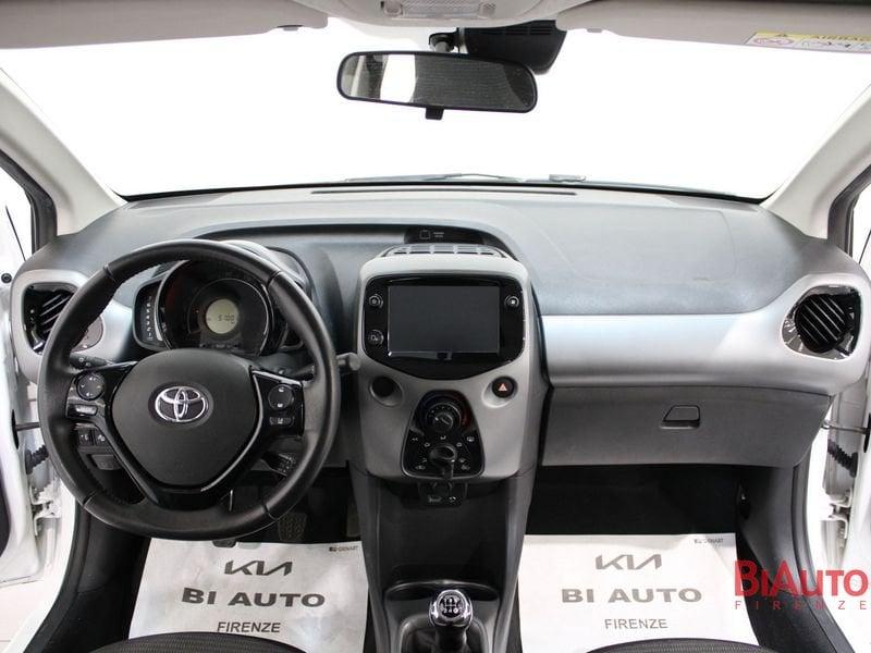 Toyota Aygo Aygo 5p 1.0 x-play 72cv