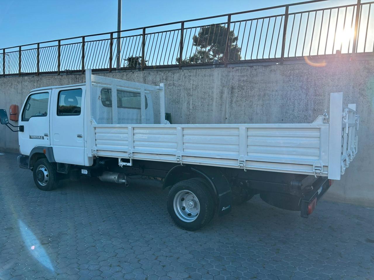 Nissan Cabstar 3.0 TD – Doppia Cabina – Ribaltabile Trilaterale – 138.000 km