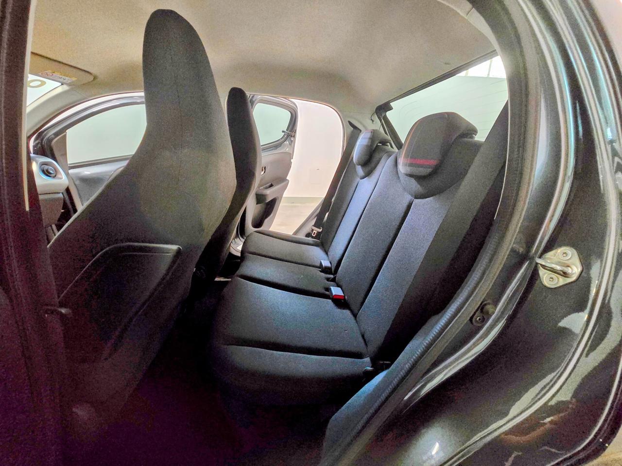 Peugeot 108 VTi 68 5 porte Allure TOP!