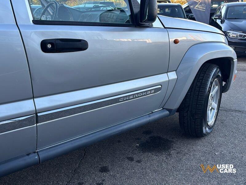 Jeep Cherokee Cherokee 2.8 CRD Sport