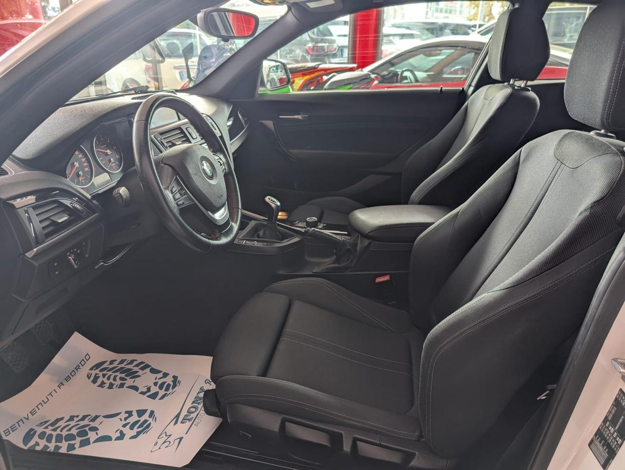 Bmw 116 116d 3p. Urban