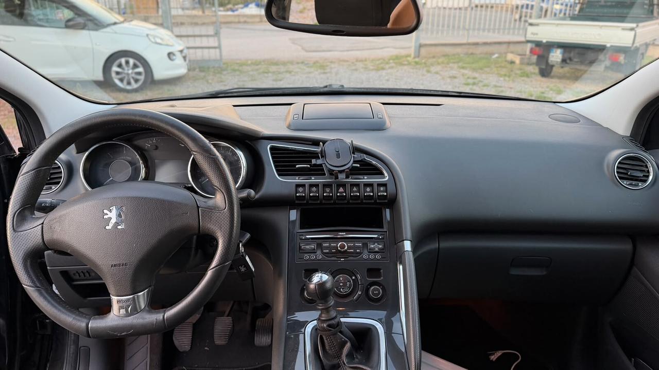 Peugeot 3008 1.6 HDi 110CV Outdoor