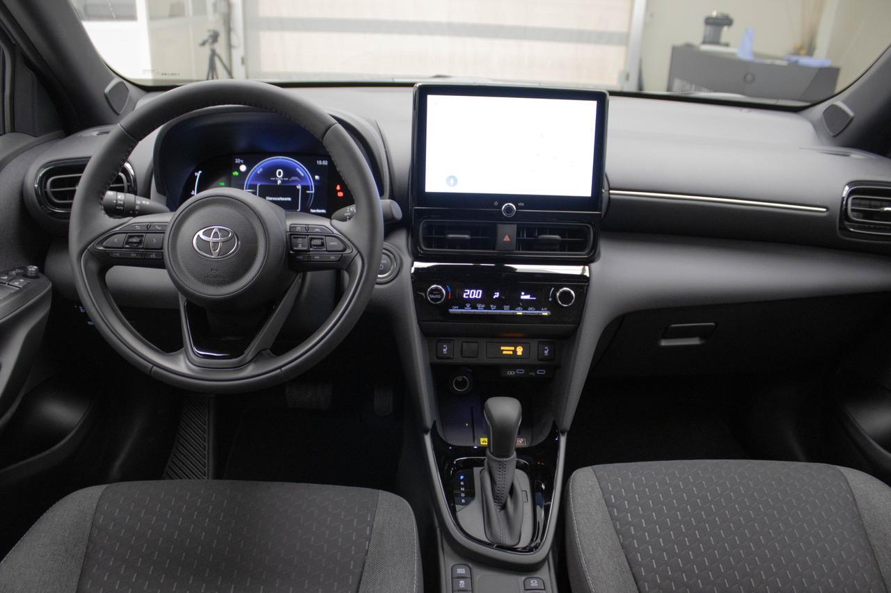 TOYOTA YARIS CROSS 1.5 HYBRID 130 CV 5