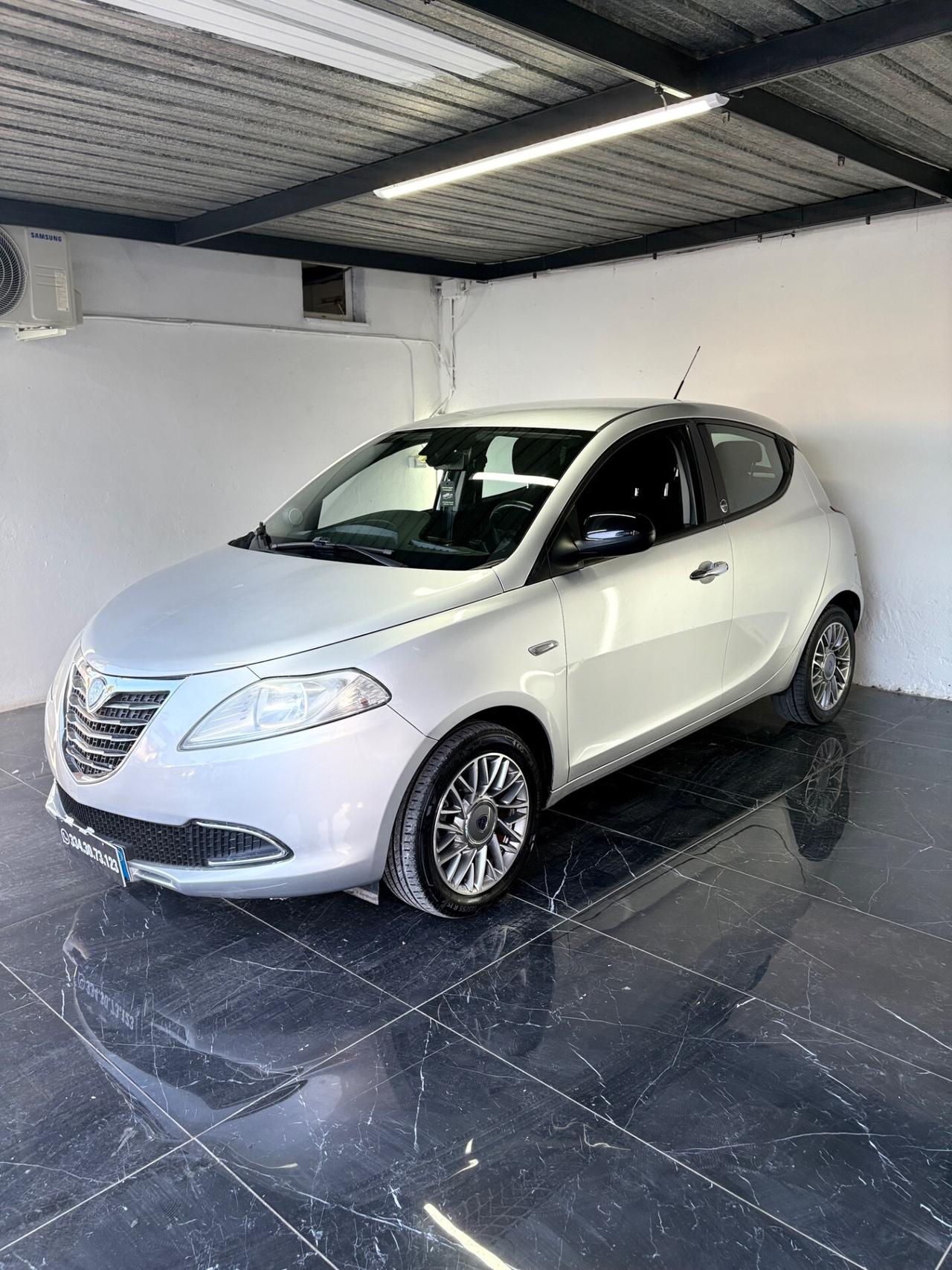 Lancia Ypsilon Gold GPL