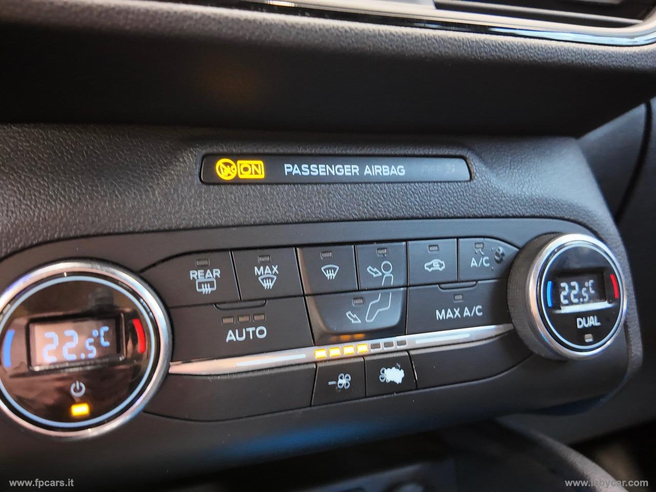 FORD Kuga 1.5 EcoBl. 120CV aut. 2WD ST-Line