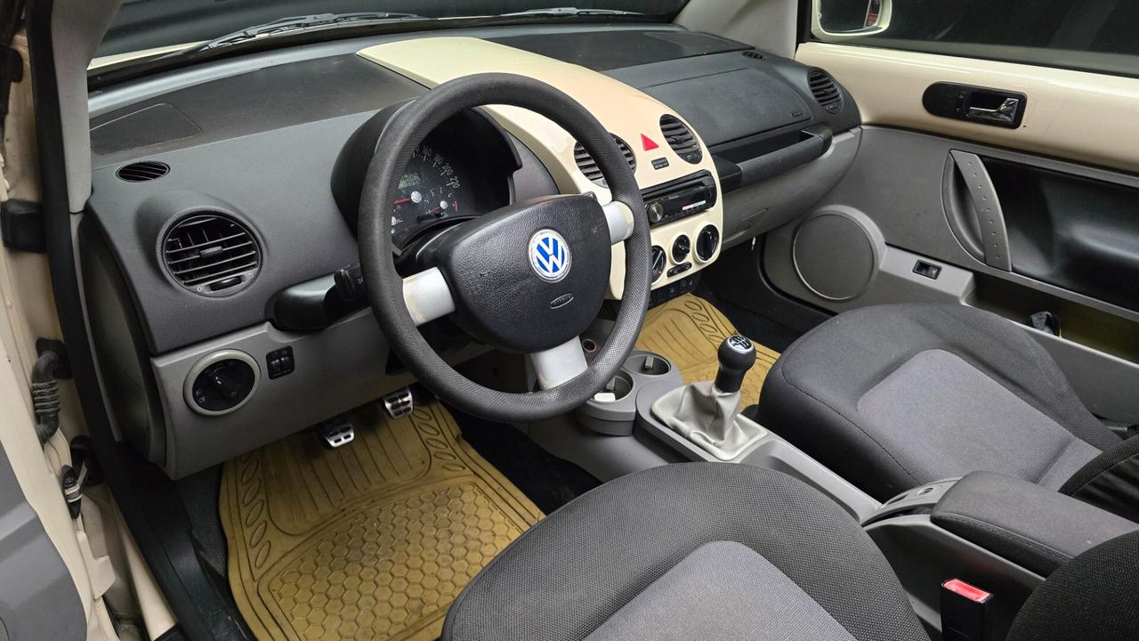 Volkswagen New Beetle 1.9 TDI 101CV Cabrio