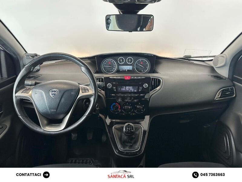 Lancia Ypsilon 1.2 69 CV 5 porte Platinum