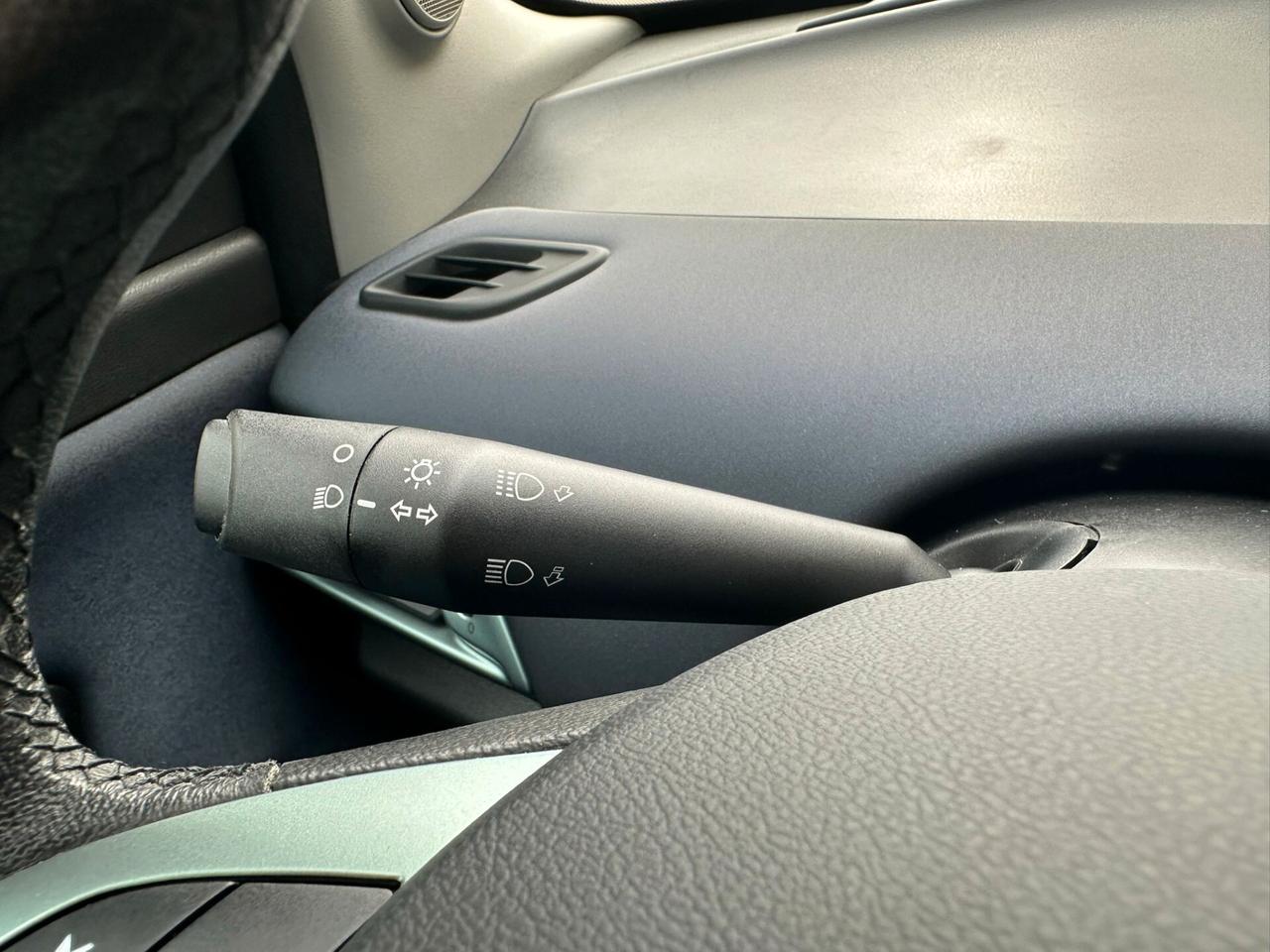 Lancia Ypsilon 1.0 FireFly 5 porte S&S Hybrid Gold