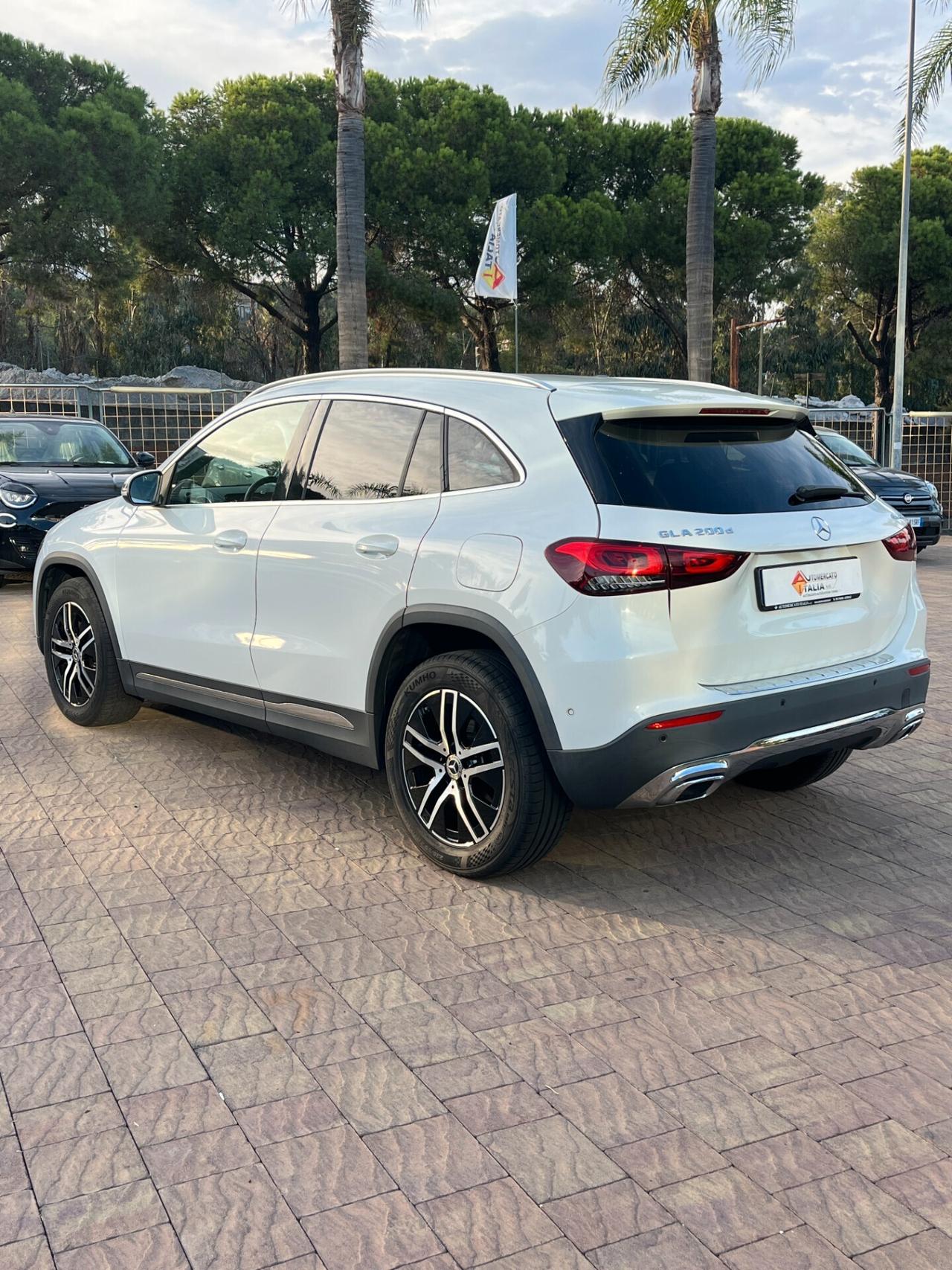 Mercedes-benz GLA 200 d Automatic 4Matic Premium