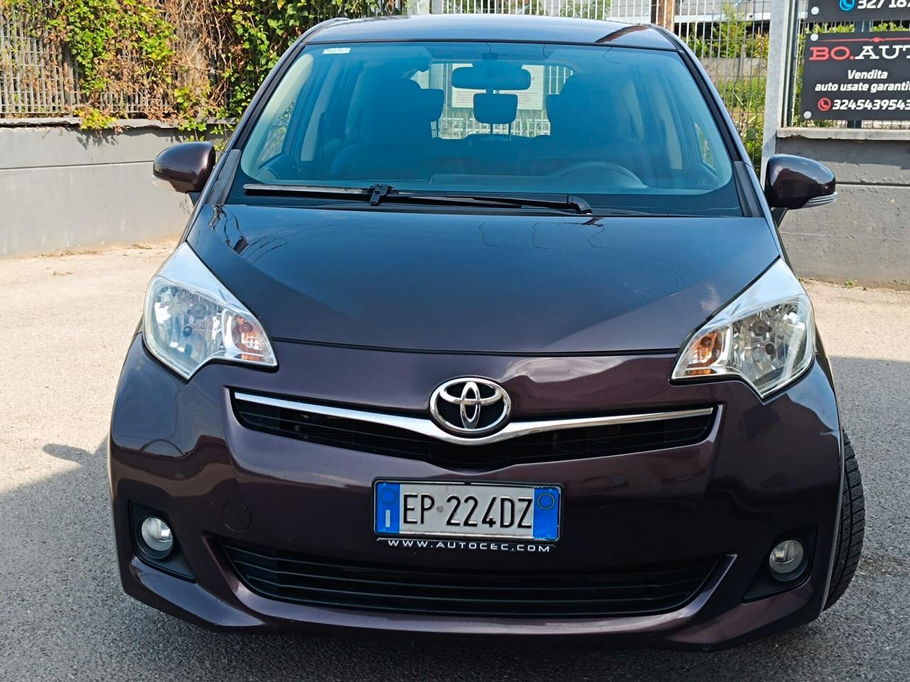 Toyota Verso-S 1.4D MT Active