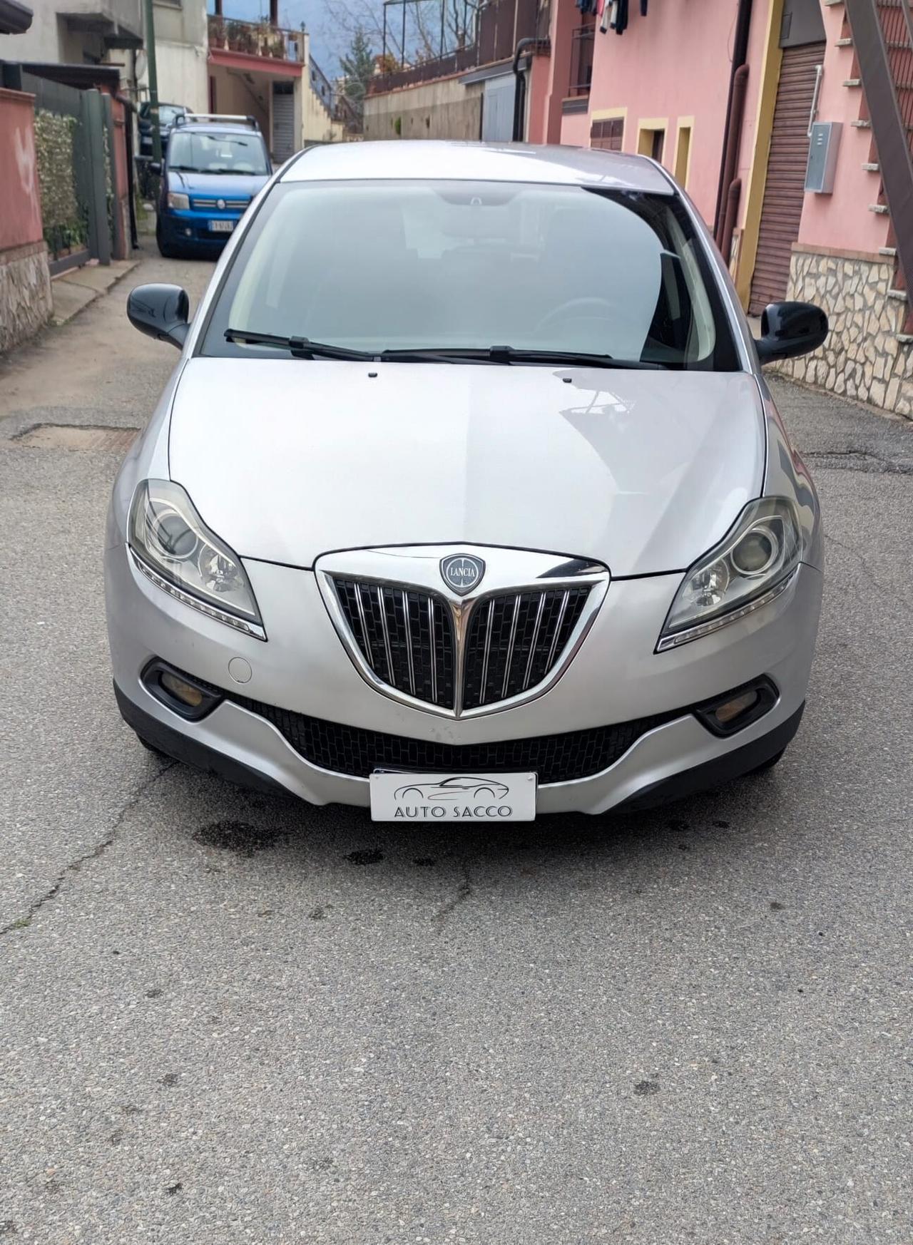 Lancia Delta 1.6 MJT DPF Silver