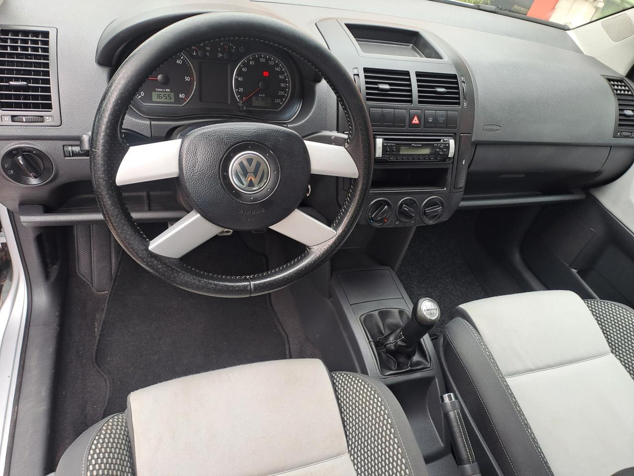 Volkswagen Polo 1.4/69CV TDI 5p. Sportline