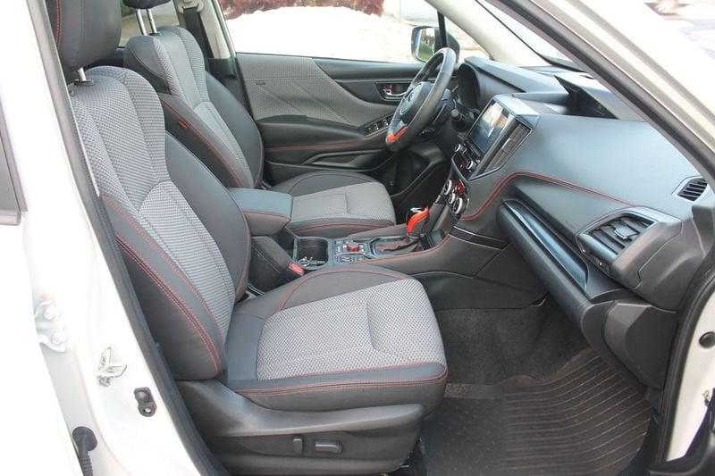 Subaru Forester Forester 2.0 e-Boxer MHEV CVT Lineartronic 4dventure