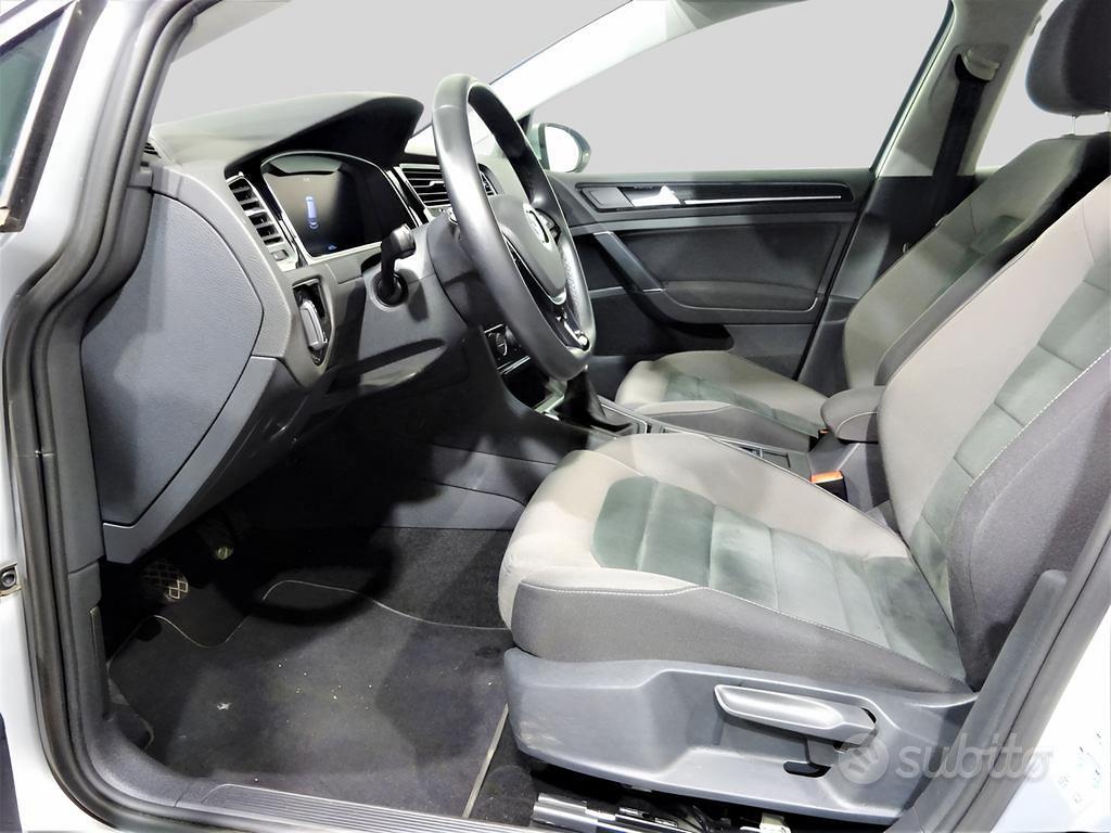 Volkswagen Golf 5p 1.6 tdi Highline 115cv