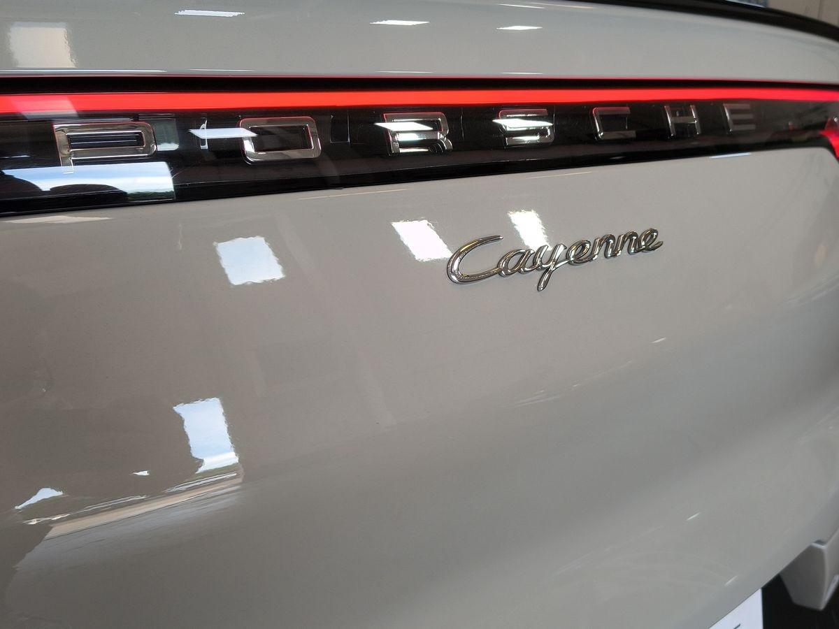 PORSCHE Cayenne Coupé - Cayenne Coupé 3.0 V6