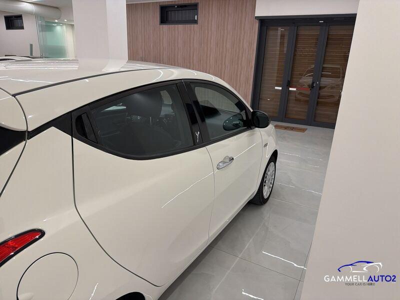 Lancia Ypsilon Ypsilon 1.2 Silver 69cv GPL