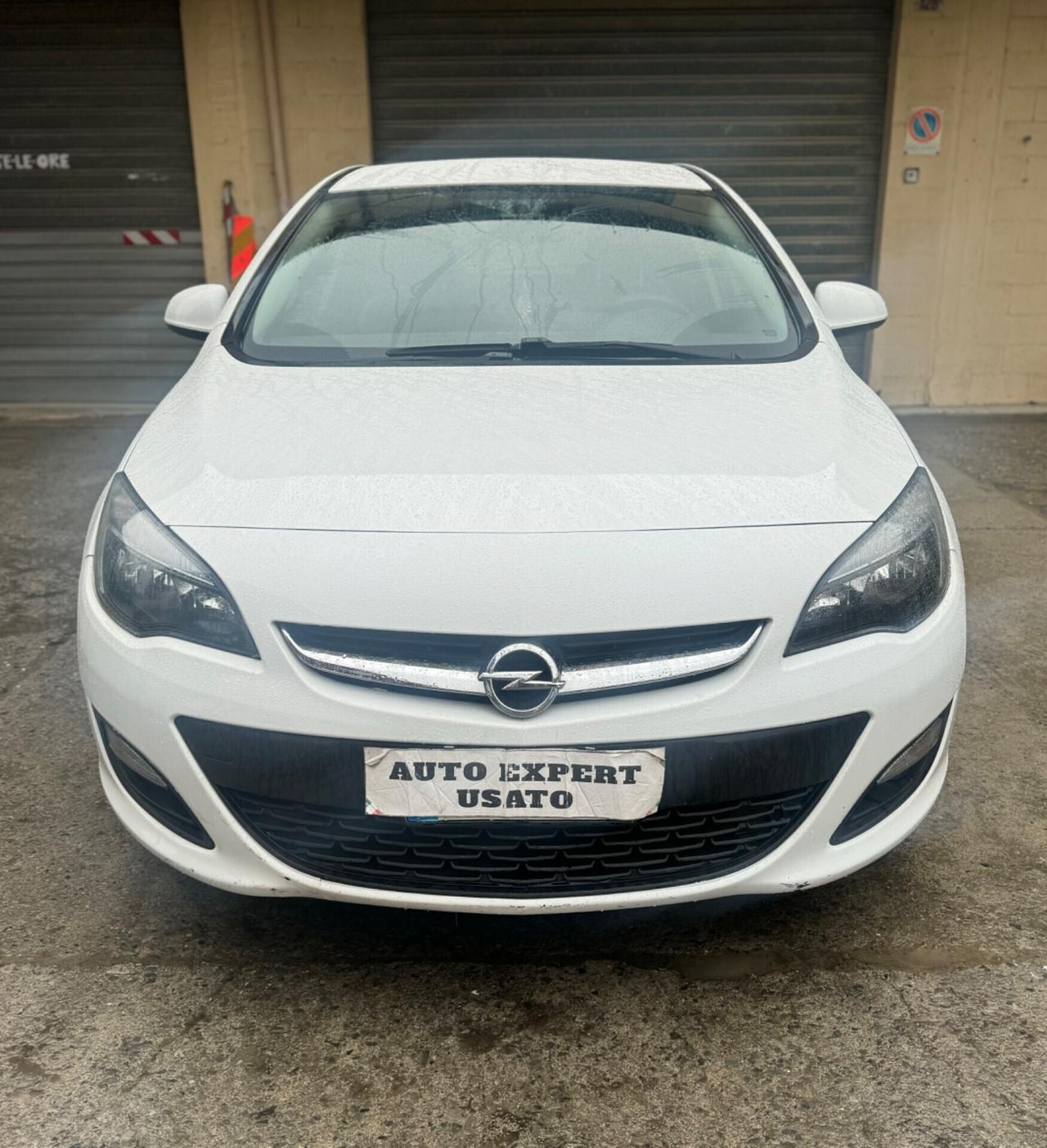 Opel Astra 1.6 CDTI EcoFLEX S&S 5P. Cosmo 2015