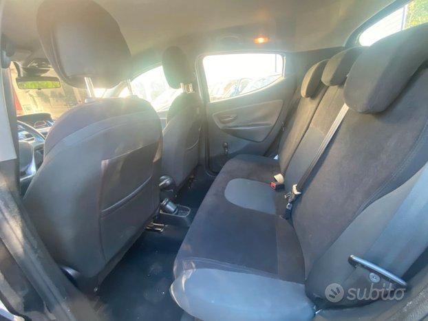 LANCIA YPSILON 1.3MJT 95CV 5 PORTE S&S SILVER.