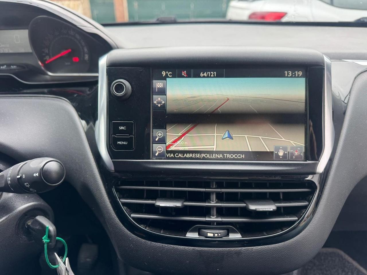 Peugeot 208 1.4 HDi 68 CV 5 porte Anno 2016