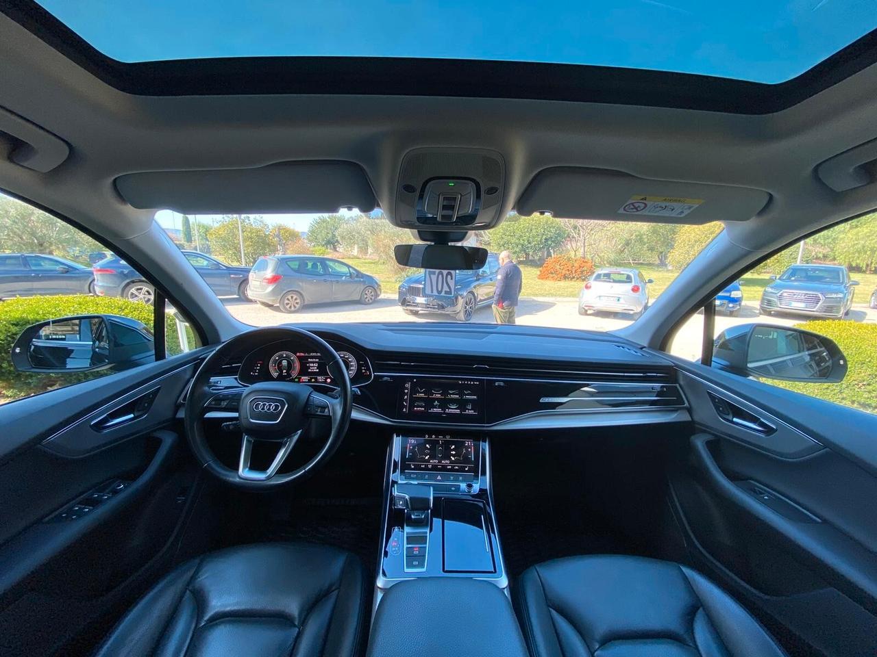 Audi Q7 50 TDI quattro tiptronic Business