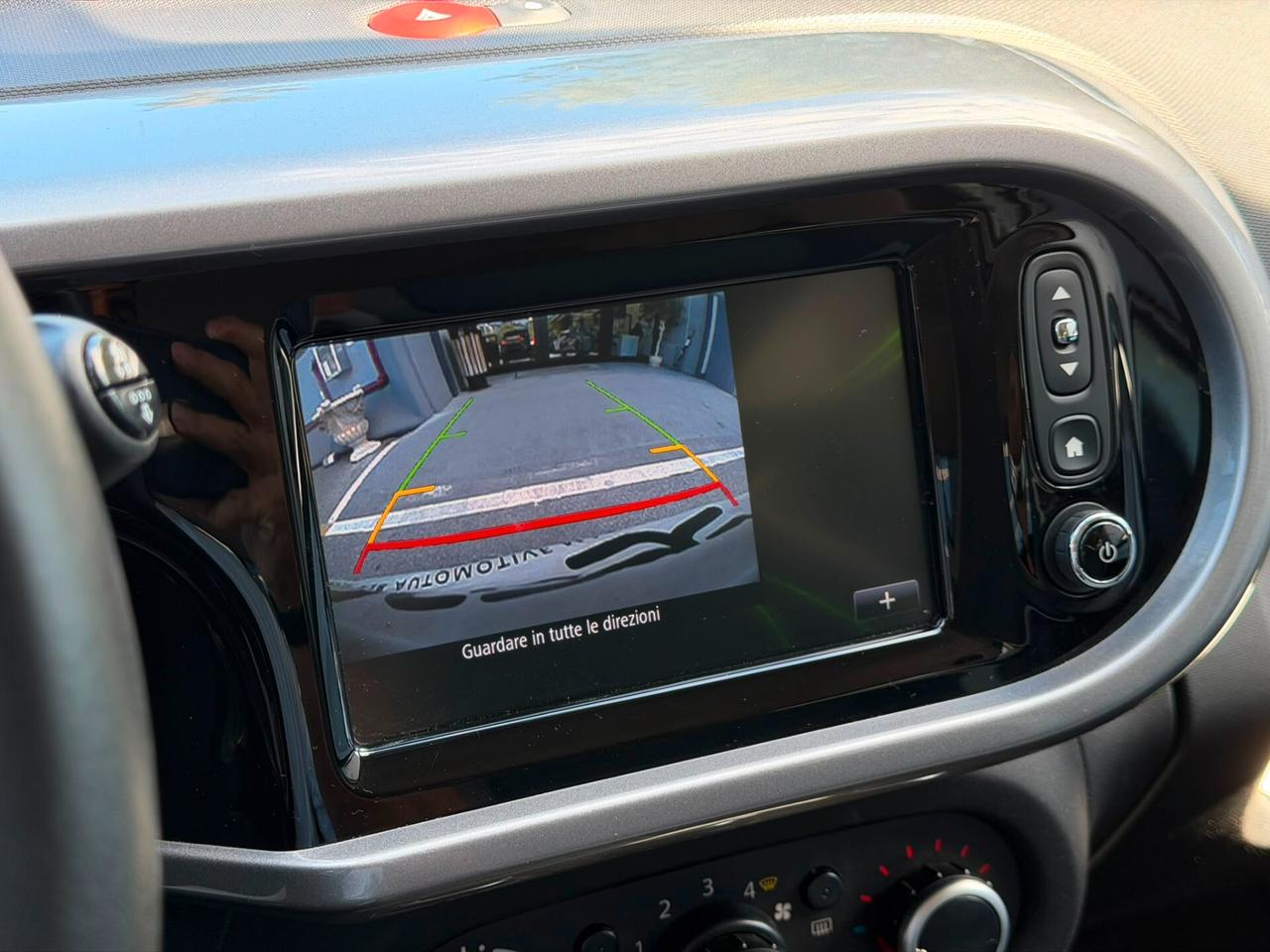 Renault Twingo SCe EDC Duel