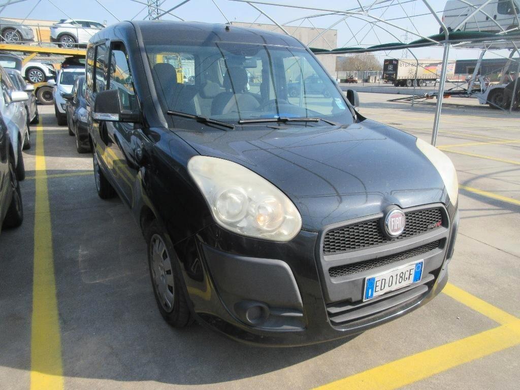 Fiat Doblo 1.6 MJT 105 Cv Emotion 5 Posti