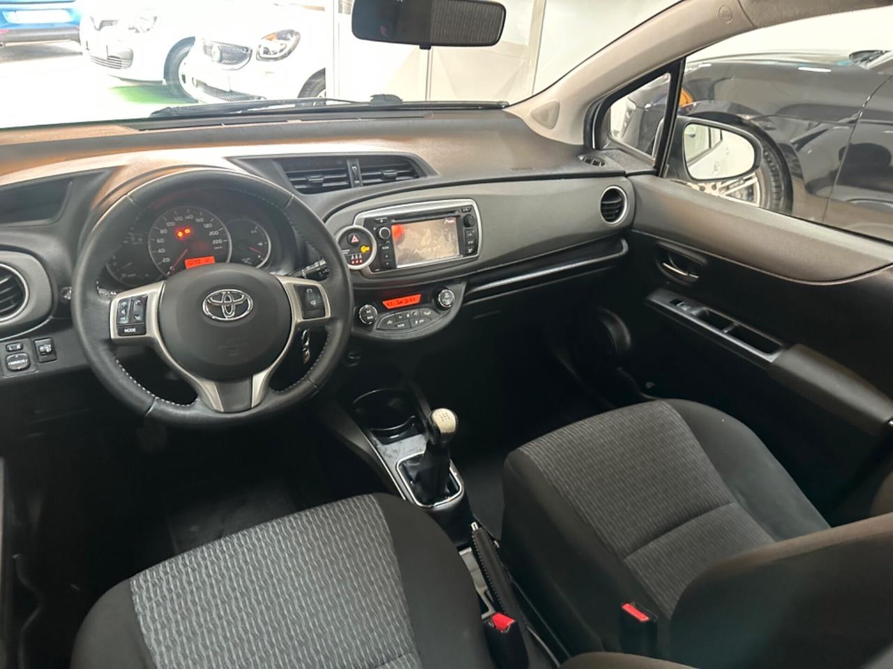 Toyota Yaris 1.0 5 porte Lounge