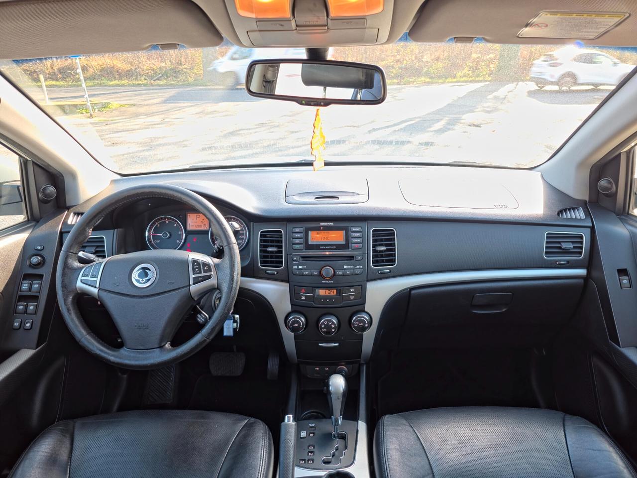 Ssangyong Korando 2.0 e-XDi 175 CV 2WD AT Classy 2011-E5 Automatico