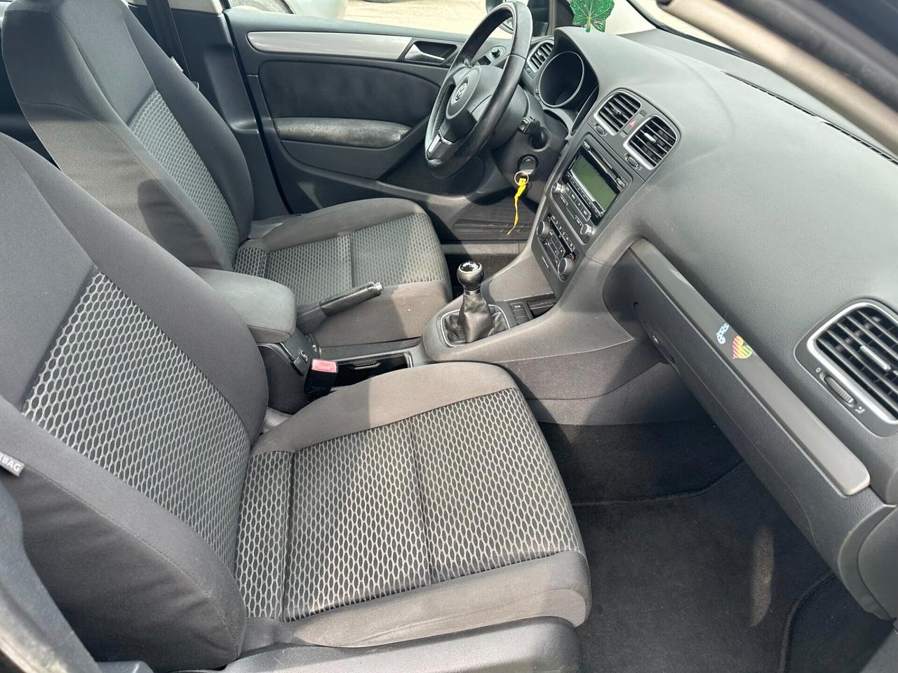 Volkswagen Golf 5P*1.6TDI*PDC*105CV*