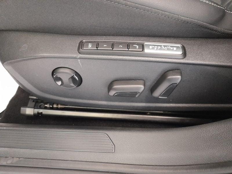 Volkswagen Golf 2.0 TDI SCR 110KW Style DSG