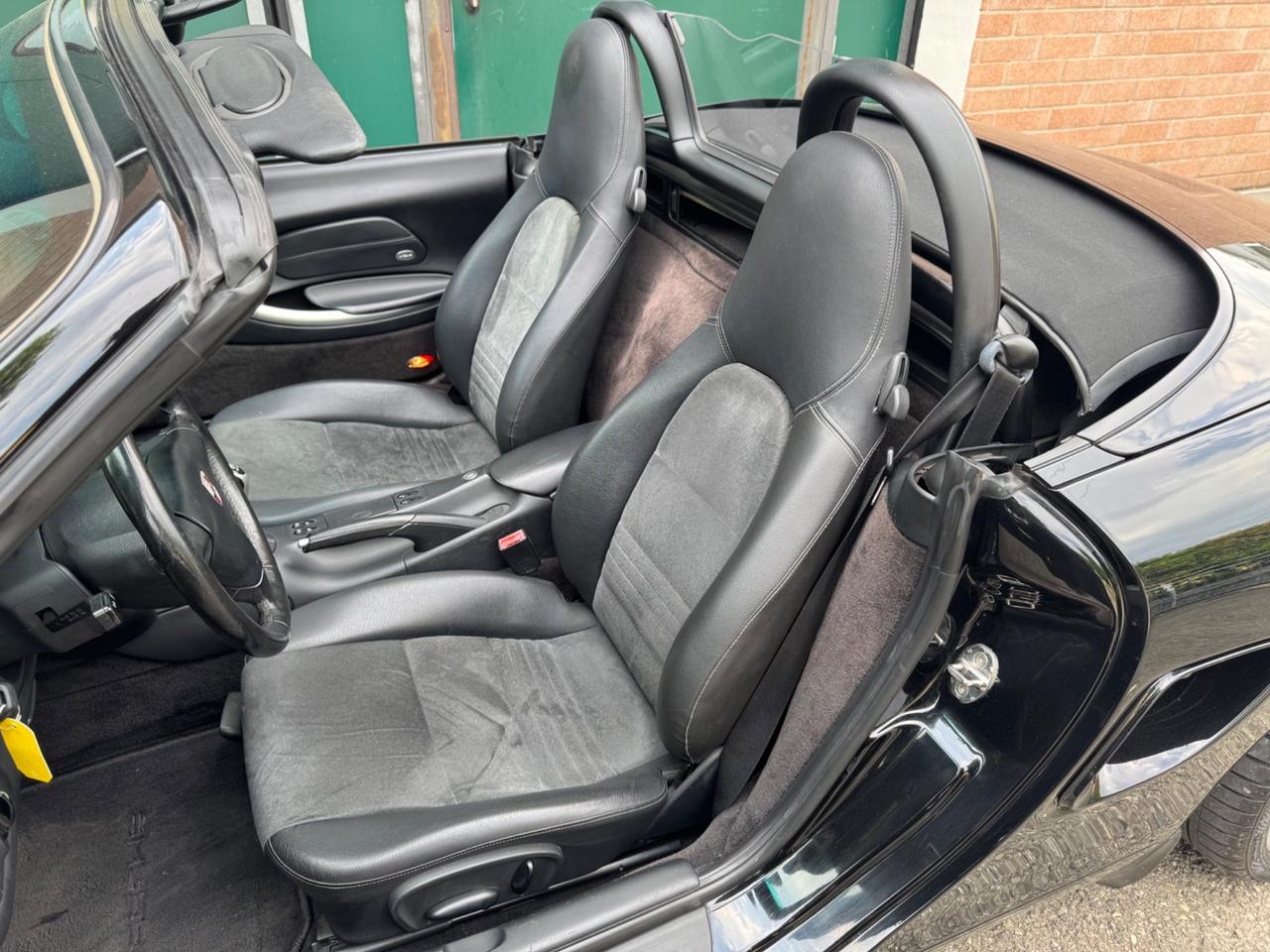 Porsche Boxster 3.2i 24V cat S