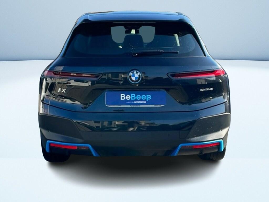 BMW iX 40 xDrive