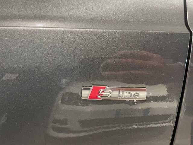 Audi Q3 2.0 TDI quattro S Line Edition