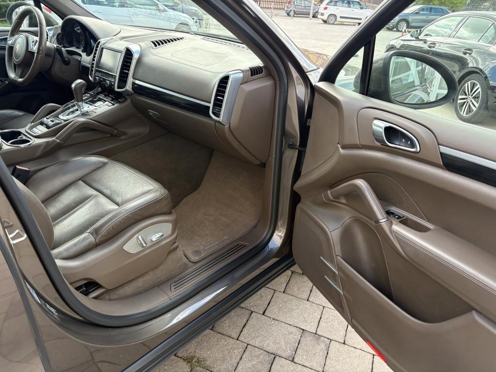 Porsche Cayenne 3.0 Diesel 245cv aut.