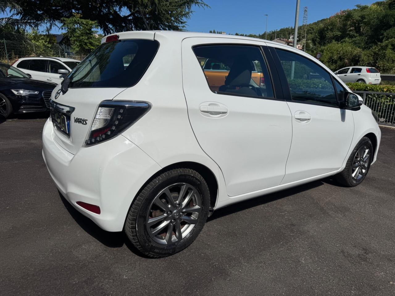 Toyota Yaris 1.0 5 porte Lounge