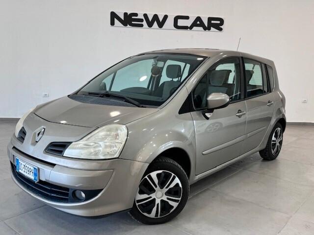 Renault Modus Grand 1.2 16V TCE Dynamique