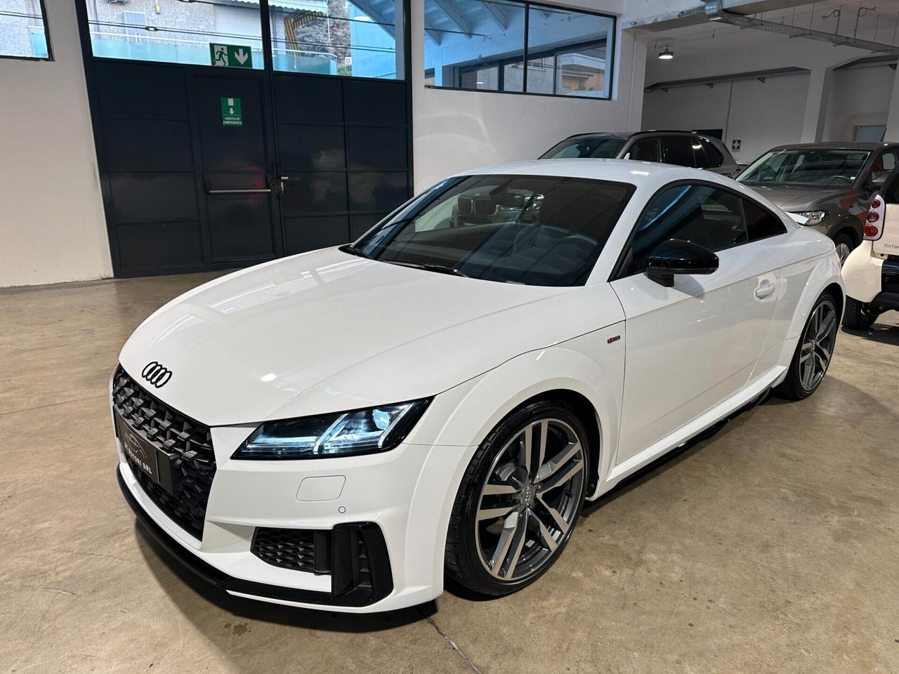 Audi TT Coupé 40 TFSI S tronic