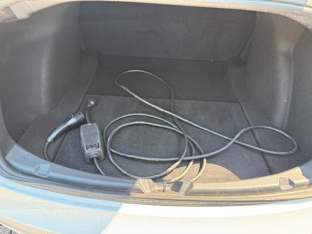 Tesla Model 3 Model 3 Long Range Dual Motor AWD