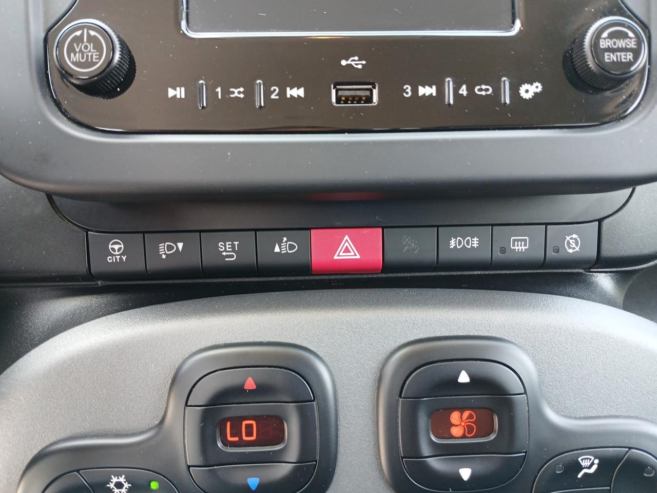 FIAT PANDA 1.0 HYBRID CITY LIFE 2023