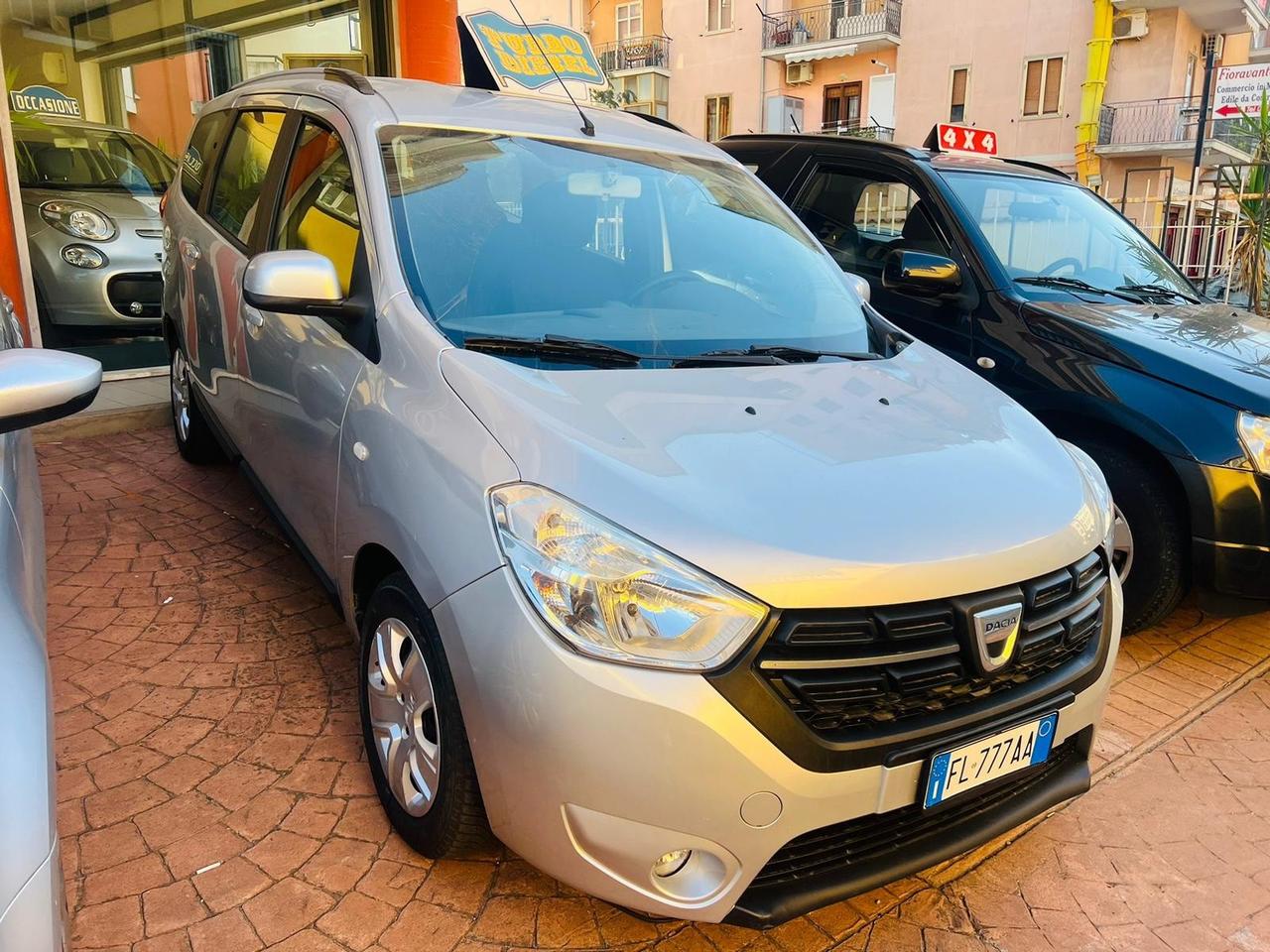 Dacia Lodgy 1.5 dCi 8V 110CV Start&Stop 7 posti Lauréate