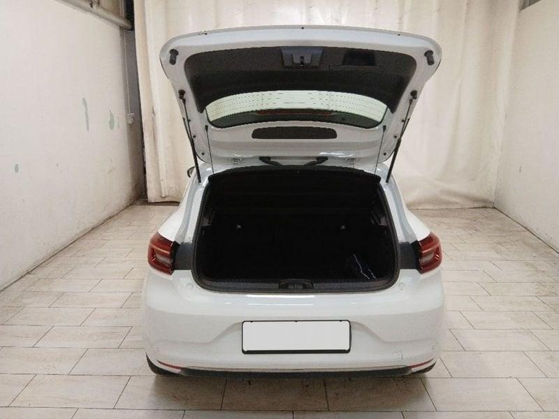 Renault Clio 1.6 E-Tech hybrid Intens 140cv auto my21