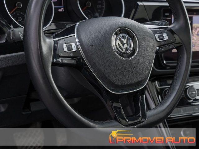 VOLKSWAGEN Touran 1.5 TSI EVO DSG R-Line BlueMotion Technology