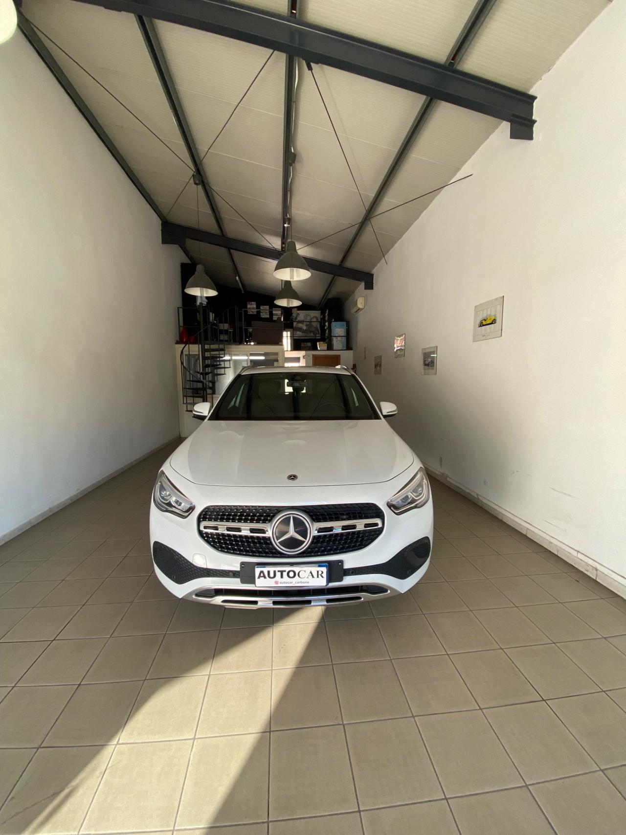 Mercedes-benz GLA 220 200 d Automatic Premium
