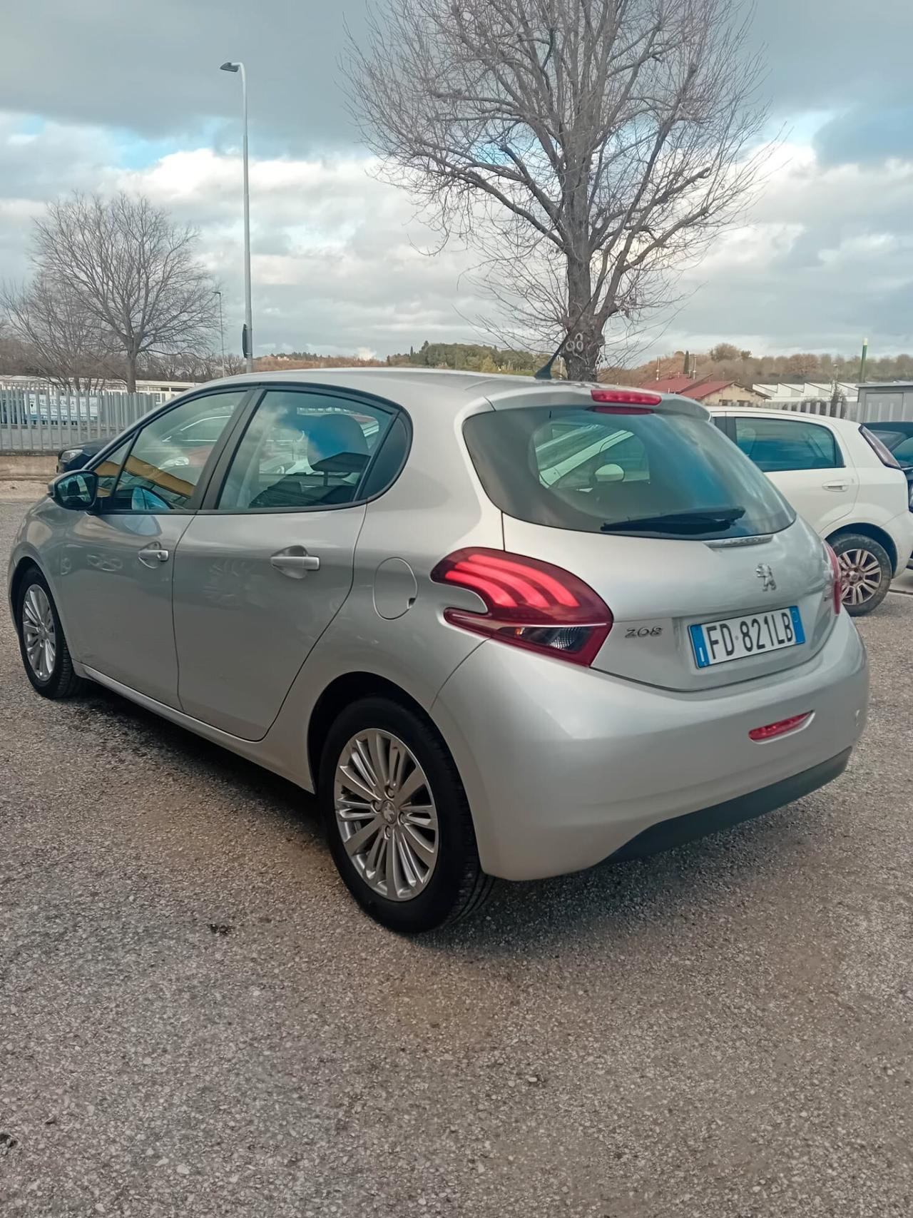 Peugeot 208 BlueHDi 75 5 porte Active