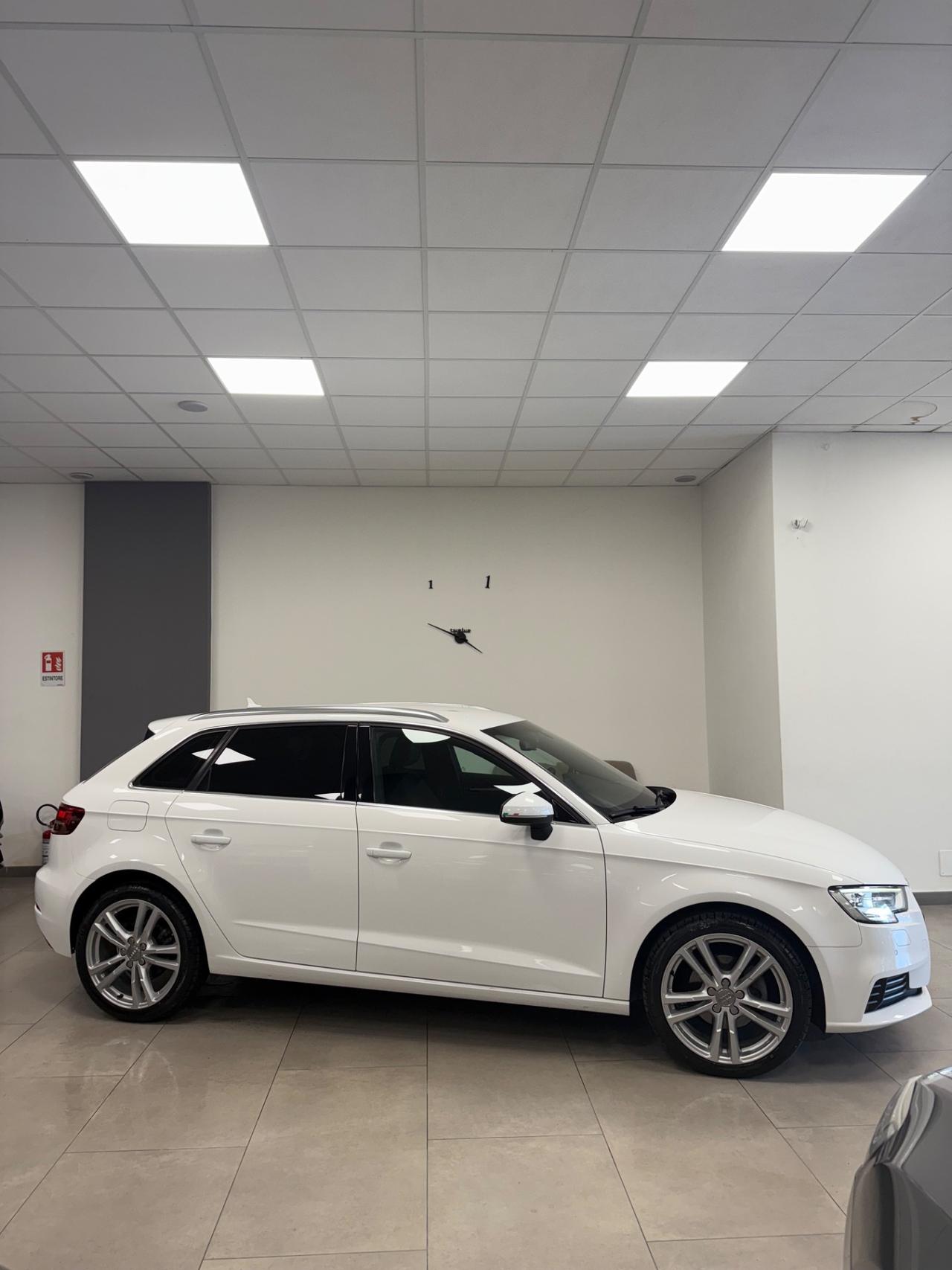Audi A3 SPB 1.6 TDI S tronic Sport