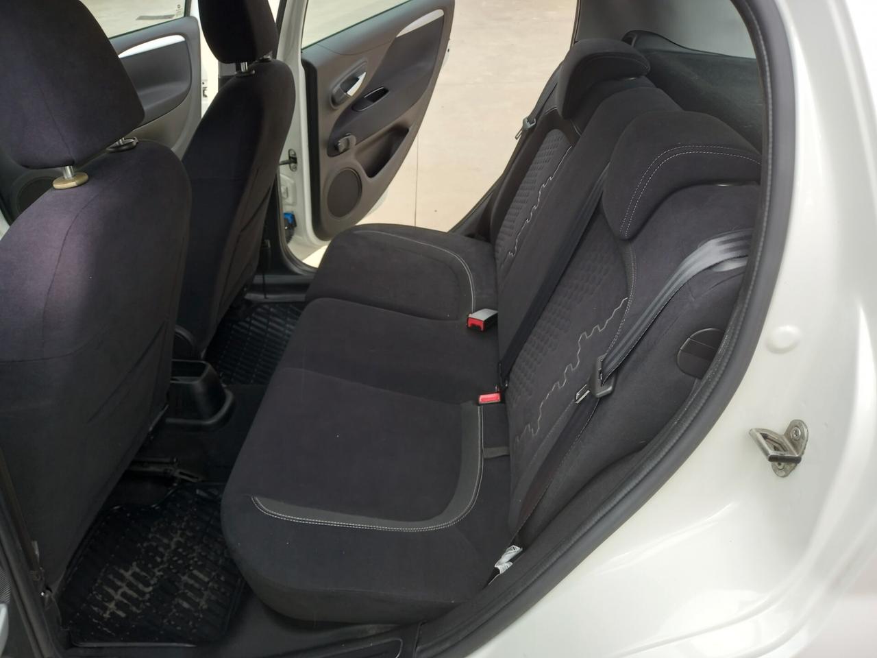 Fiat Punto 1.3 MJT II 75 CV 5 porte Lounge