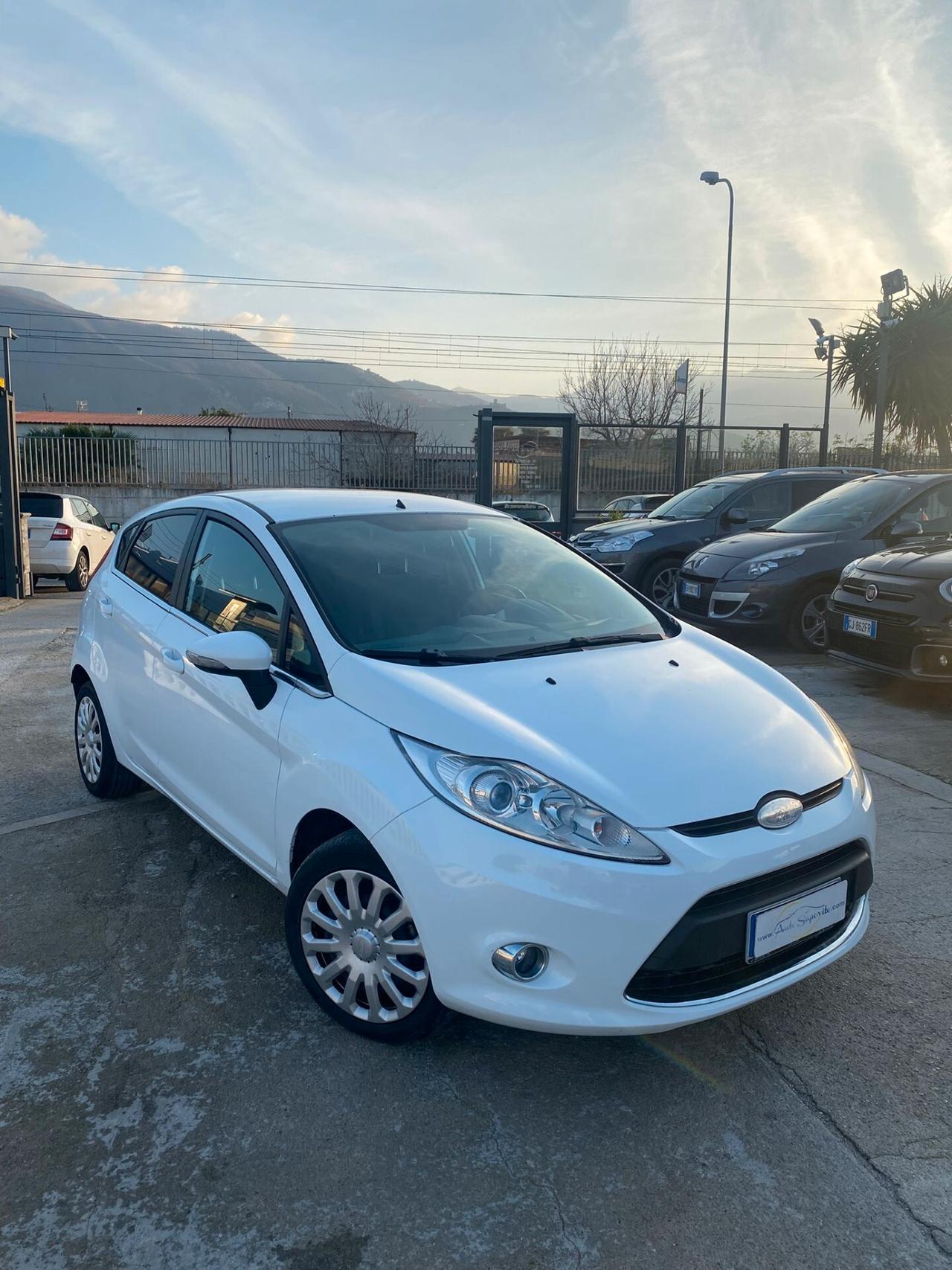 Ford Fiesta Fiesta 1.4 5 porte Bz.- GPL