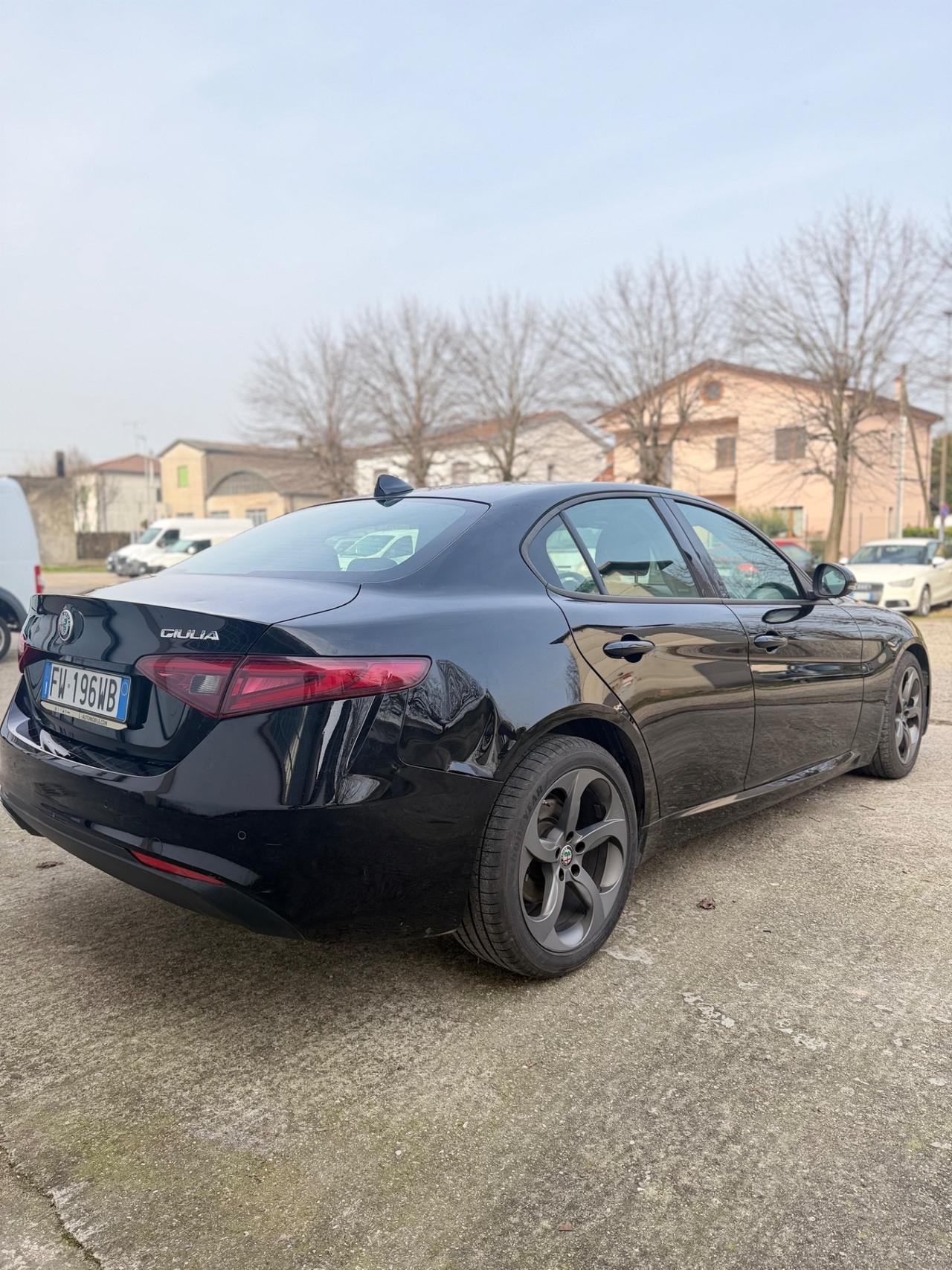 Alfa Romeo Giulia 2.2 Turbodiesel 150 CV Super