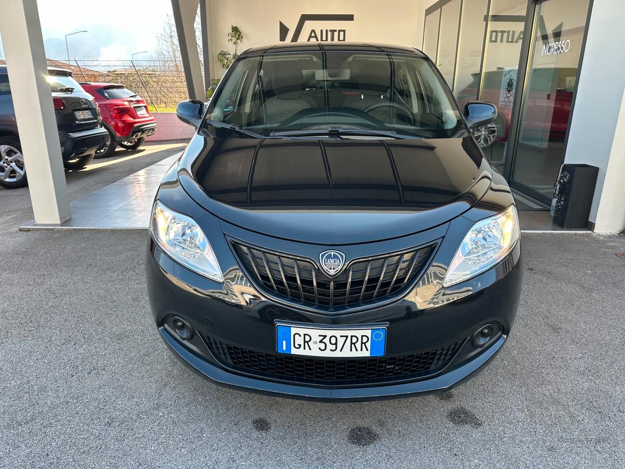 Lancia Ypsilon 1.0 FireFly 5 porte S&S Hybrid Silver